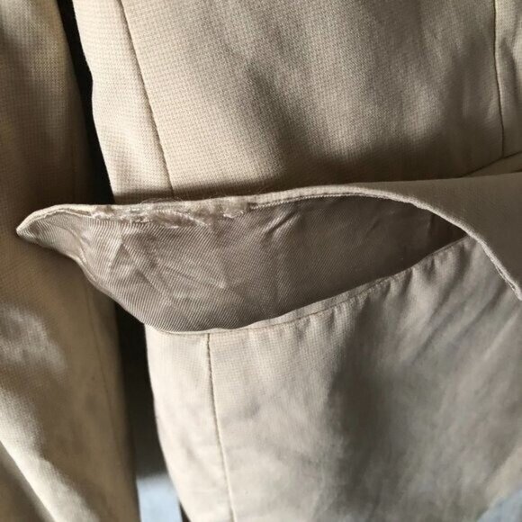 Sisley Button Semi Fitted Blazer - Made in Italy - Picture 5 of 10